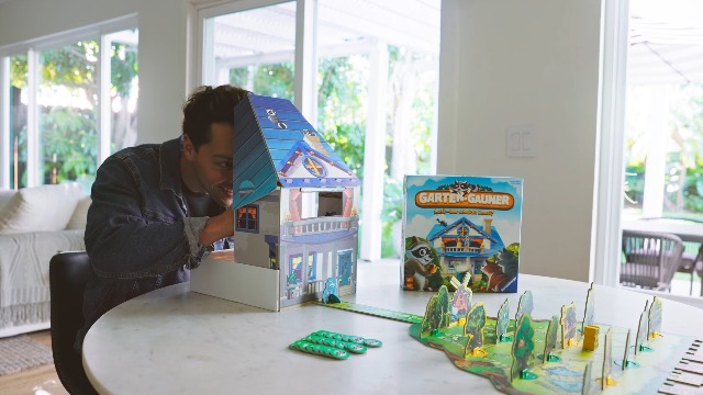 Ravensburger Garden Bandits Board Game - For Kids Ages 6+, 2-4 Players - View #6
