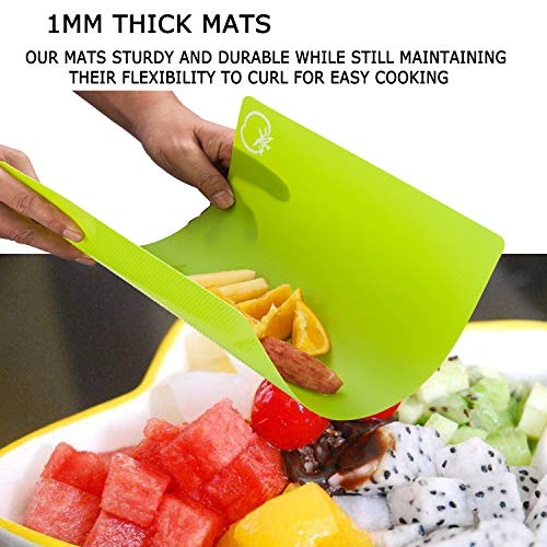 Carrollar Flexible Plastic Cutting Board Mats, Colored Mats With Food Icons, Gripped Back, Cutting Board Set Of 4 (1) #TOP4