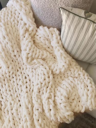 Chunky Hand-Knitted Throw Blanket, Soft And Warm, Tightly Woven Chenille Yarn, Suitable For Sofas, Beds, Gifts And Home Decorations. (Beige, 50''X60'') #TOP4