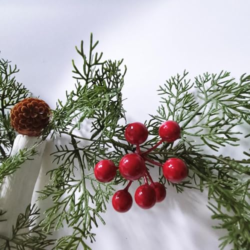 Guirlande de Noël en pin texture réaliste avec cônes naturels