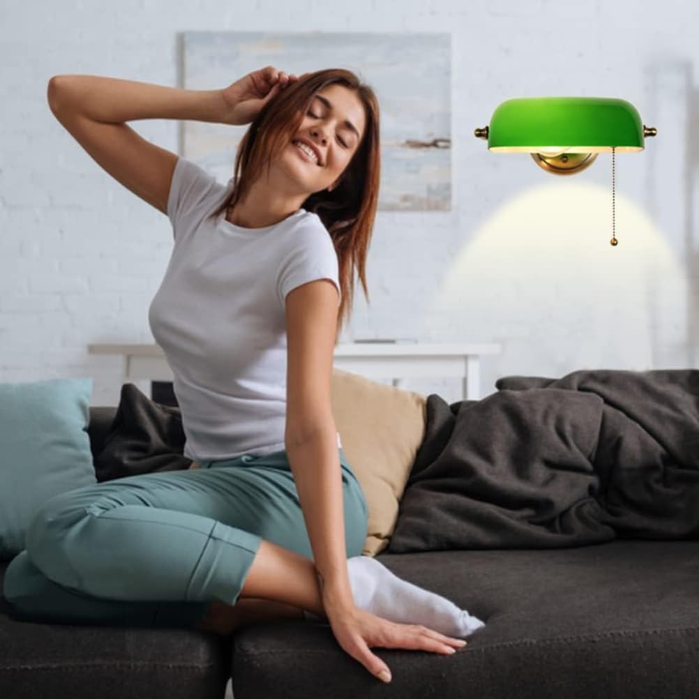 Zielona kinkiet bankier z przełącznikiem, klasyczna lampa bankierska, styl retro, tradycyjny, zielony, regulowany szklany klosz, lampka nocna do sypialni, korytarza, biblioteki