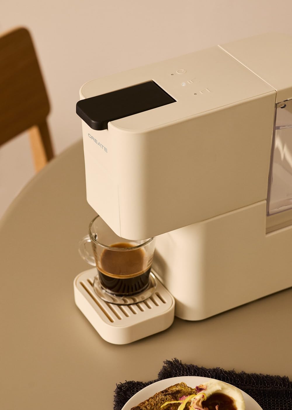 CREATE / THERA STUDIO/Cafetera multicápsula express y café molido blanco roto/Panel de control táctil, 19bar, programable, 3 adaptadores intercambiables, sistema antivibración, 1450W