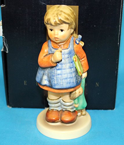 Hummel/Goebel Figurine 