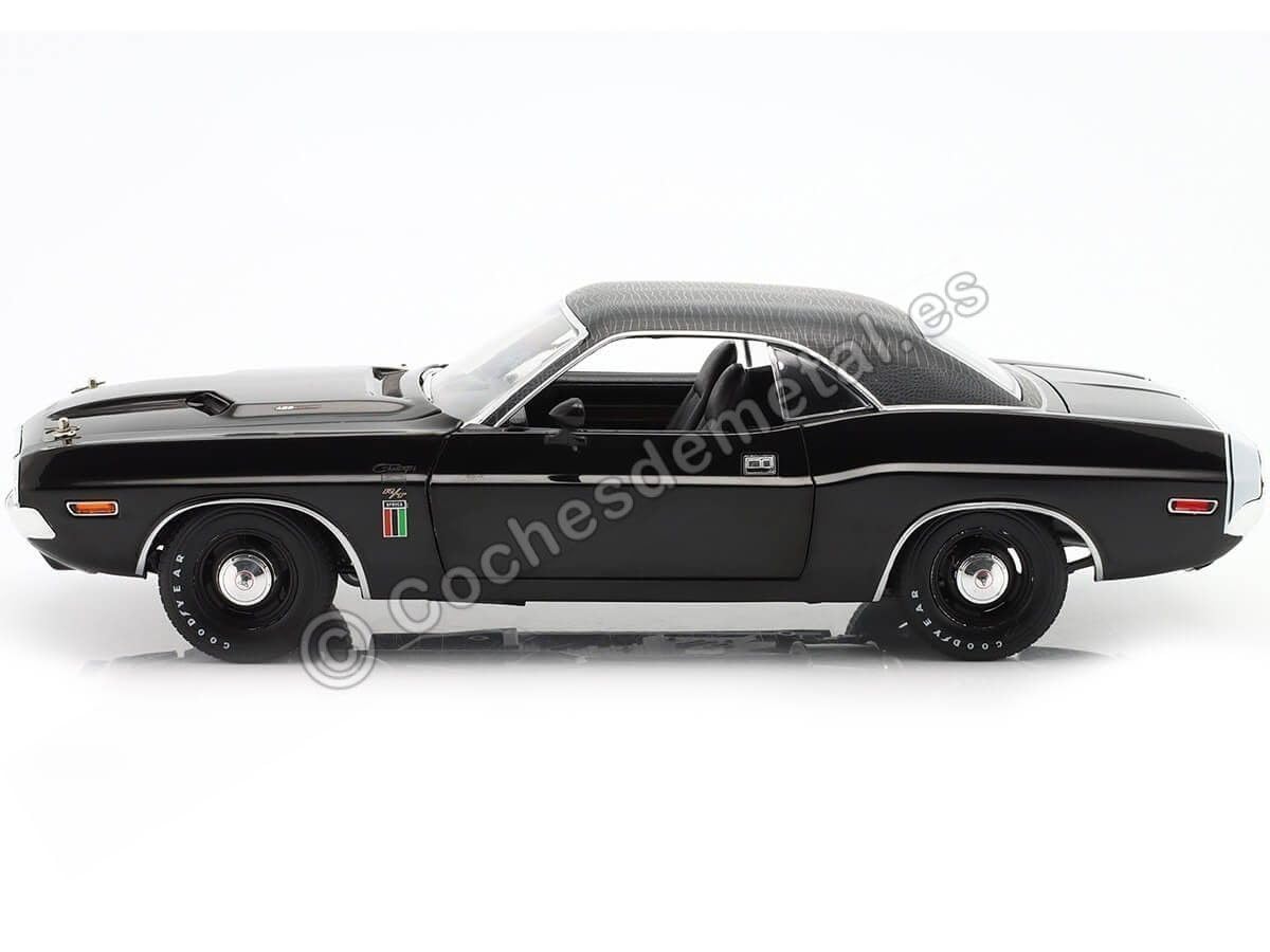 Greenlight Collectibles 13614 Collectible Miniature Car, Black, 30 cm (L) x 12 cm (W) x 12 cm (H) - Image 3