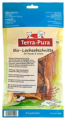 TERRA-PURA TiernahrungOrganic Salmon Sections Dried Snack for Dogs and Cats Ideal for Barfers 200g