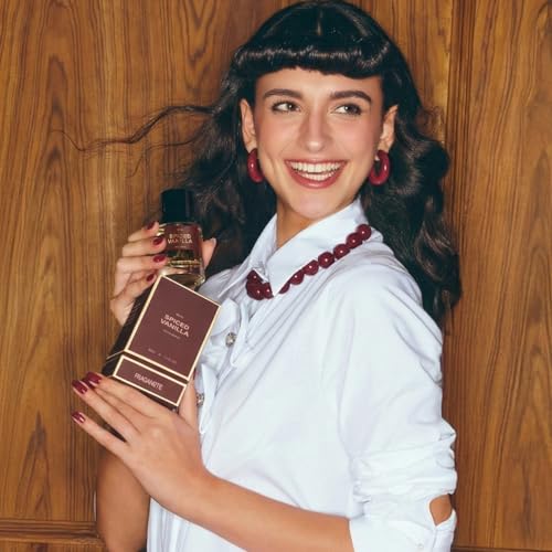 Image of Spiced Vanilla Eau De Parfum Unisex 50ML | Warm & Spicy Gourmand Vanilla Perfume For Man & Women | Long-Lasting Fragrance with Cinnamon, Cardamom, Caramel & Vanilla Notes | Perfect for Winter Evenings, Festive Nights & Date Wear