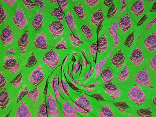 Tissu Georgette en soie jacquard vert bleu rose 112 cm pour donner vie à vos plus beaux souvenirs