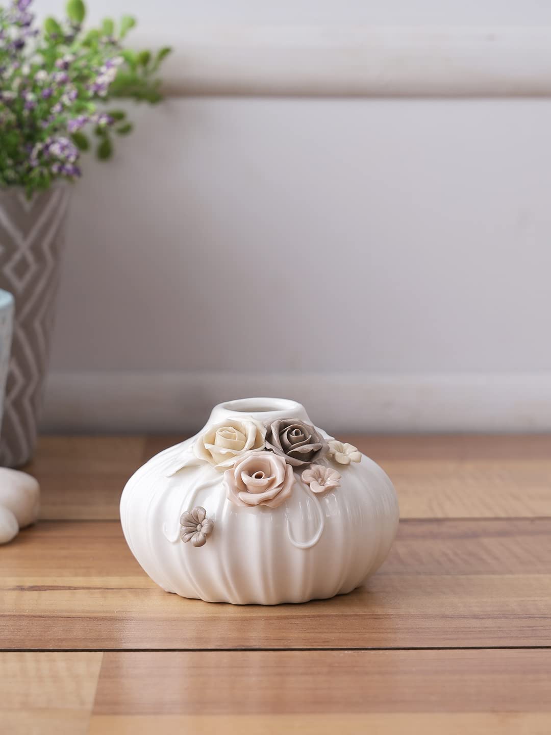 TAYHAA White Beautiful and Serene Vase for Home Improvement and Decoration (9Lx9Wx6H cms)‎-image-32