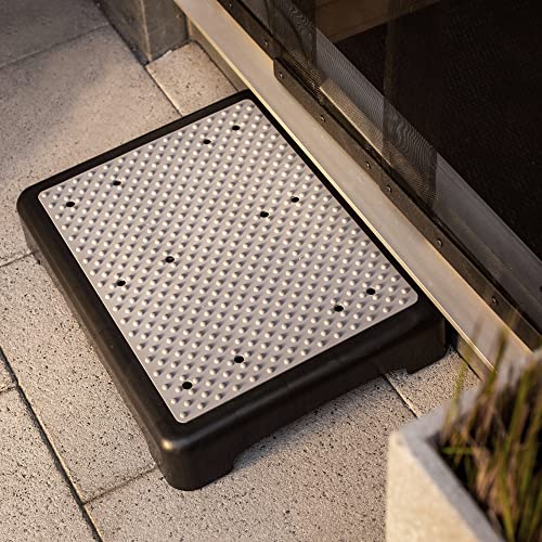 UPP Trittstufe Indoor & Outdoor bis 200 kg | Steighilfe für Senioren oder Fußbank für Kinder mit Anti-Rutsch Sicherung | Hocker und Aufstiegshilfe für Bad, Küche & Türschwellen 50 x 40 x 10 cm