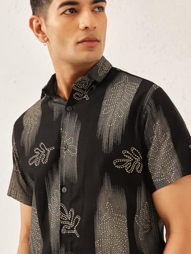 Image of Majestic Man Men's Slim Fit Pure Cotton Printed Casual Shirt - Short Sleeve | Premium Breathable Fabric | Modern Geometric Design