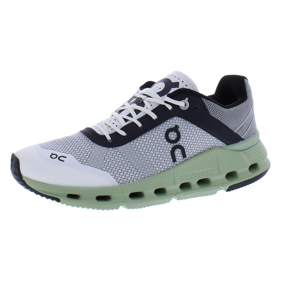 Image of On Women's Cloudnova Sneakers
