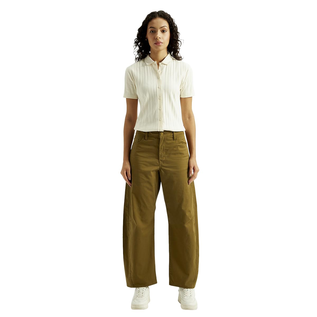 Levi's Women's Mid Rise Brown Loose Fit Trousers in brown