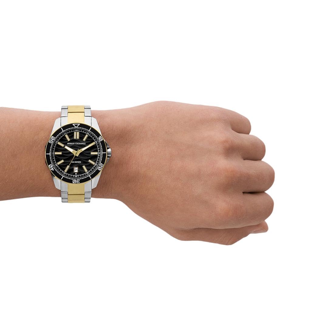 Armani Exchange Orologio per uomo, Movimento al quarzo con data a tre lancette e cassa da 44 mm con cinturino in acciaio o silicone