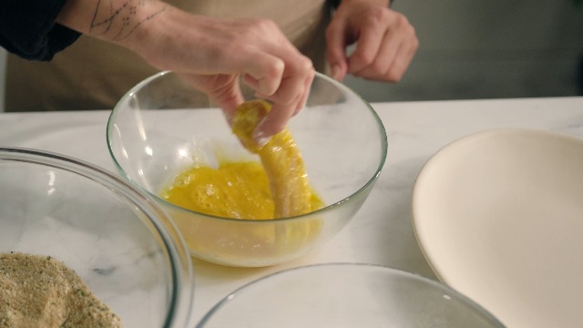 Hellmann's Garlic Parmesan Chicken Tender Mayonnaise Style Dip Garlic Parmesan Delicious Flavor No Artificial Flavors 11.5 Fl Oz