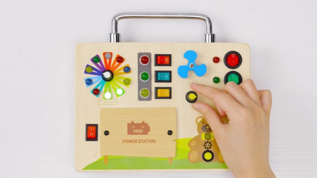 Do-Electr Tableau Montessori LED - Busy Board Avec 8 Interrupteurs En Bois