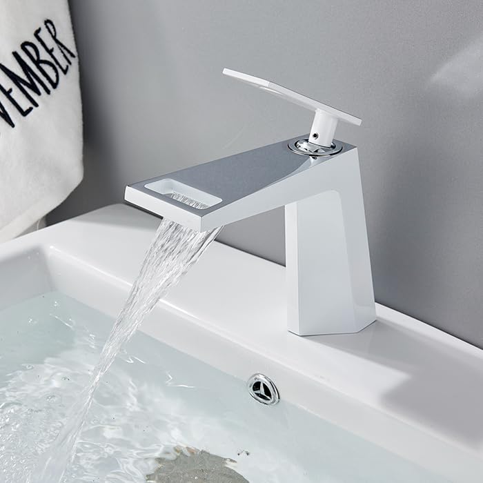 Mitigeur de bassin blanc anti-calcaire pour stopper les traces d'eau