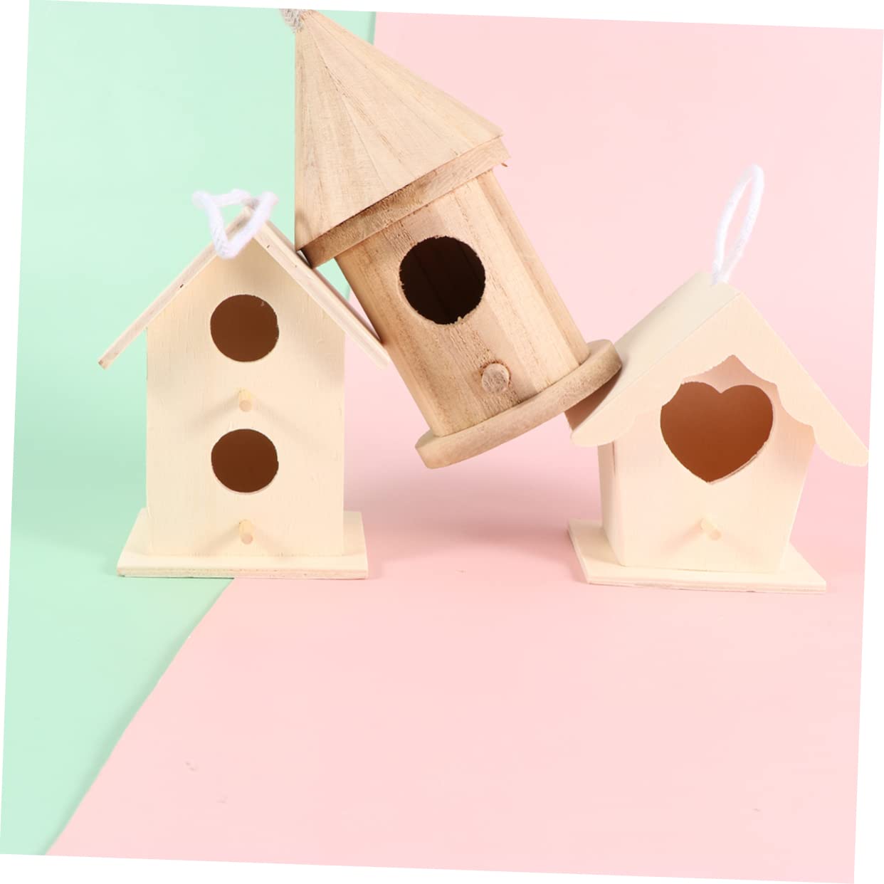 6 Stück Selbstgemacht Holzbauset Kleines Vogelhaus mit Dicken Seilen Holzhaus Bastelset für Büro und Graffiti Dekoratives Tischornament im Mixed Style Zufälliger Stil
