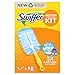 Swiffer Duster Kit con 1 Manico e 3 Ricambi, Intrappola e Blocca fino a 3 Volte più Polvere e Peli Rispetto a un Piumino Tradizionale