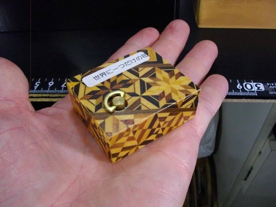 寄木細工　宝石入れ　オルゴール Amazon.co.jp: まとめて箱根寄木細工宝石箱ジュエリーBOX