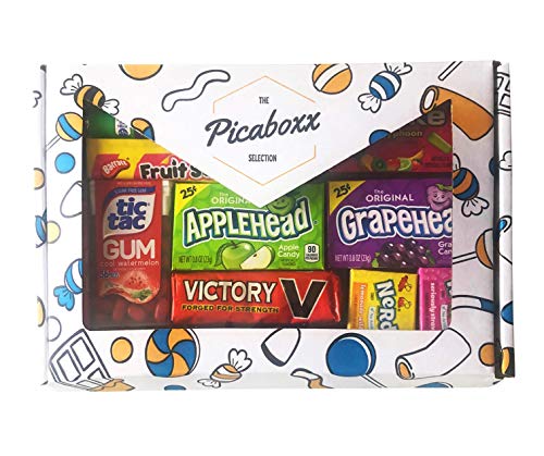 Picaboxx Best of Britain v American Sweets Selection Gift Hamper Variety Box ? 12 Products Special Relationship Pack ? Sweets Hamper ? Sweet Gift Box with Display Window