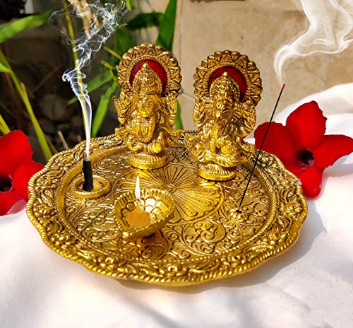 Wonder Care Laxmi Ganesha Idole avec Plaque pour Puja Diwali montrant des décorations Deepawali Indian Dhanteras Pooja Statue Thali Indien Dieu
