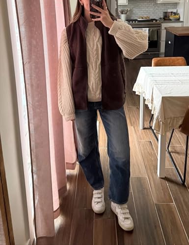 Womens Fuzzy Fleece Vest Casual Warm Sleeveless Zip Up Sherpa Vest Jacket with Pockets for Fall/Winter2