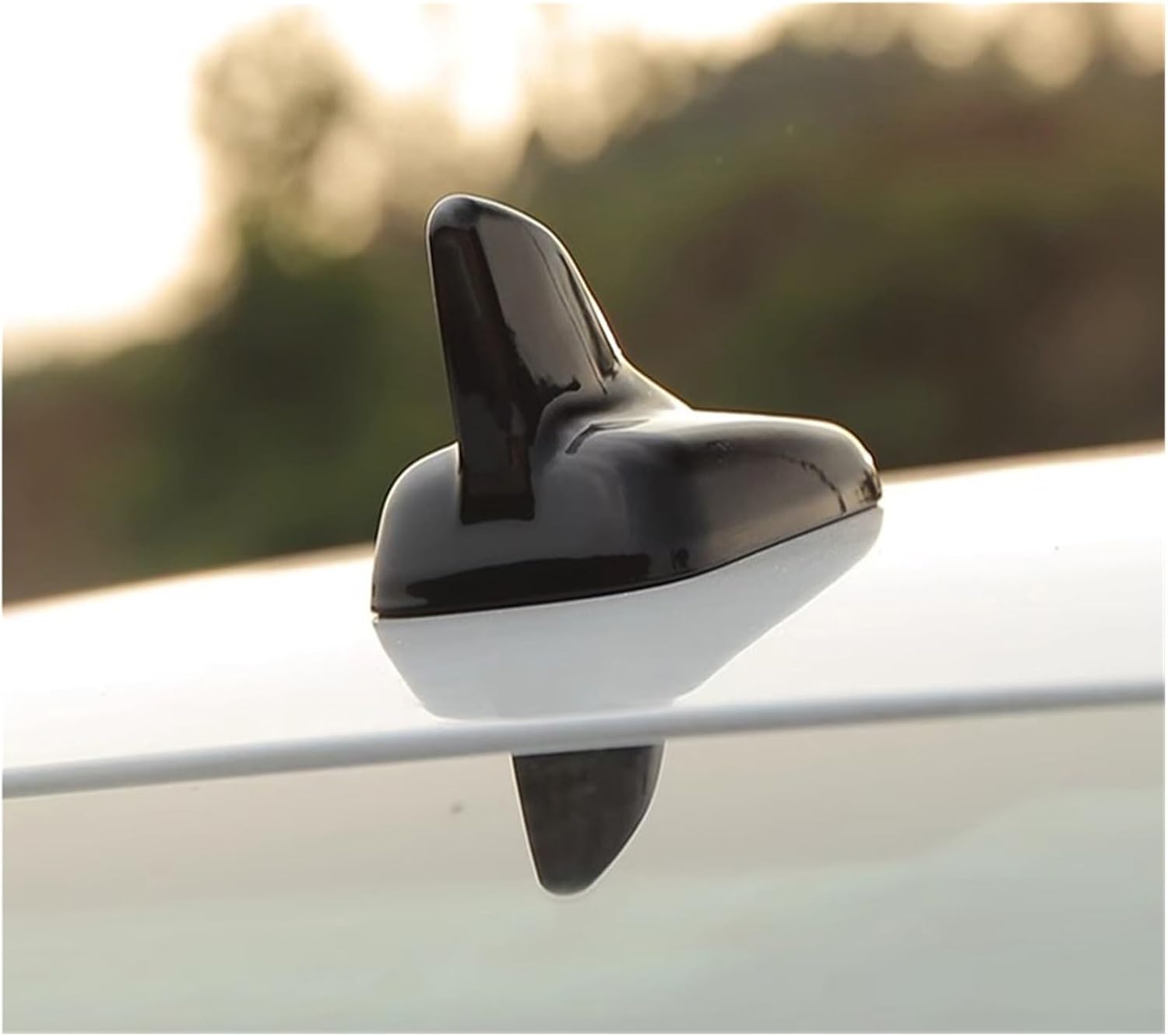 Vehicle Shark Fin Trim Fit for A4 B9 A5 Q2 Q3 Q5L Accessories ABS Carbon Fiber Pattern Black Car Roof Shark Fin Antenna Cover Trim Carbon Fiber Shark Fin(Black)