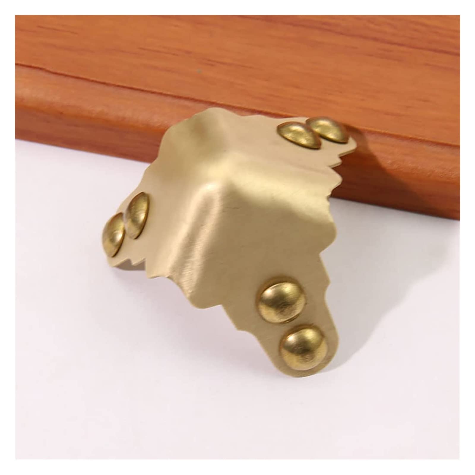 Paraspigoli, Angoli Decorativi for scatole in Bronzo Antico