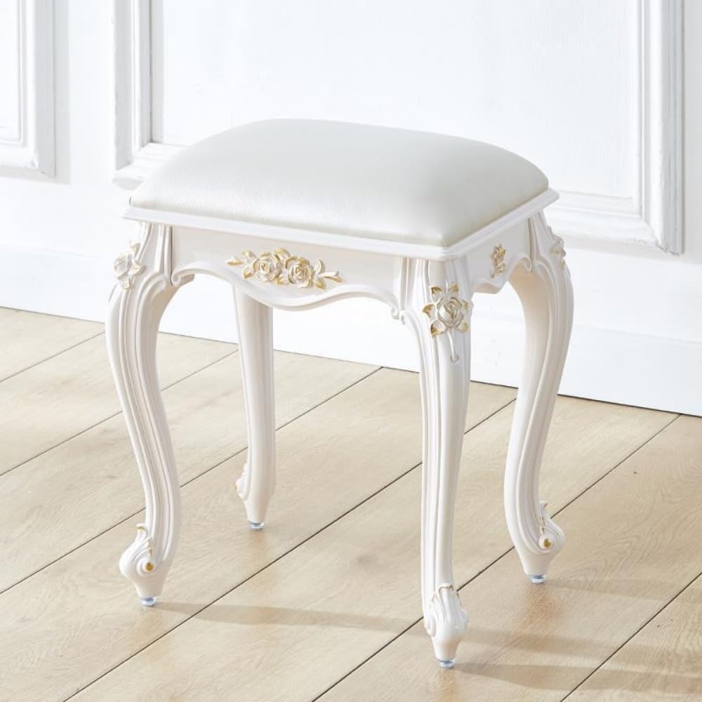 Tabouret de coiffeuse à pieds galbés pour coin maquillage