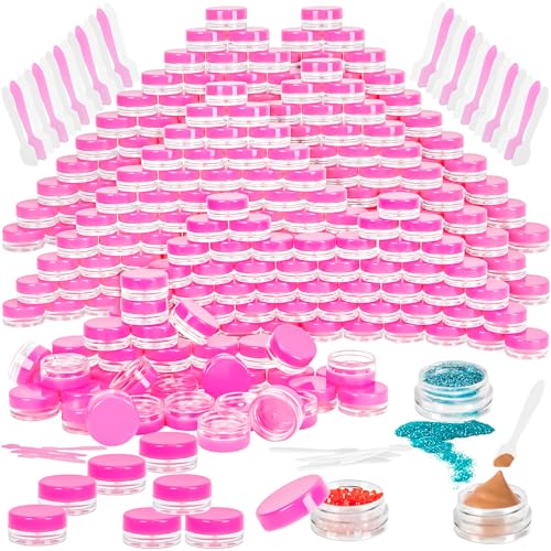 MotBach 100 Pcs 3g Empty Plastic Containers with Lids,Tiny Makeup Sample Containers, Small Pot Jars Pink Round Cosmetic Jars with 20 Pcs Mini Spatulas for Liquid Sample Powder Creams (Pink Lid)