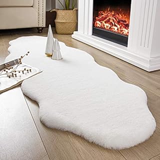 Ashler HOME DECO Ultra Soft Faux Rabbit Fur Rug, Area Rugs for Bedroom Floor Sofa Living Room, Carpet Accent Rugs White 2 x 6 Feet