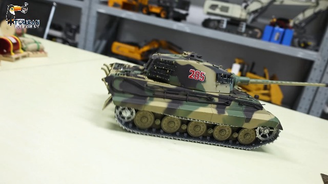 Amazon.com: wheelfun 2.4G Heng Long 1/16 7.0 Upgraded German