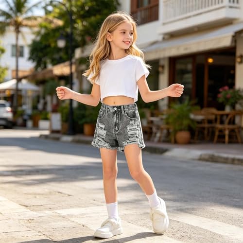 Short en jean enfant idéal pour jouer tout l'été en plein air