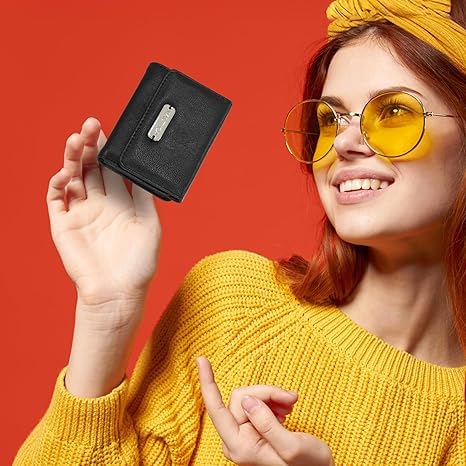 Image of Nautica Rowers End Small Wallet for Women, RFID Blocking Slim Credit Card Holder with Zipper Coin Pocket, Bifold Compact Womens Wallet in