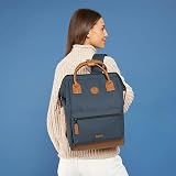 Cabaïa Wodoszczelny plecak – system MOLLE i modne wzornictwo dla mężczyzn i kobiet – wytrzymały nylon, wyściełany komfort – idealny do podróży, szkoły, pracy – niebieski, Chicago, Medium 18L, Casual