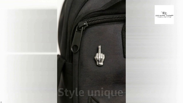 Pin's Doigt D'Honneur 3D Argenté - Broche Humoristique Rebelle Chic
