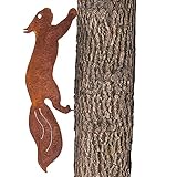 【Rostiges Eichhörnchen rennend Lustige Gartendekoration】Dieses niedliche Eichhörnchen kann schnell und einfach im Garten positioniert und dekoriert werden, sehr auffällig im Garten, kann jeden Baum, Zaun, Mauer etc. im Freien verschönern.