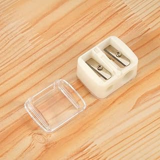 براية اقلام التجميل مكونة من 2 فتحه من مبراة لاستخدام اقلام المكياج اللون ابيض