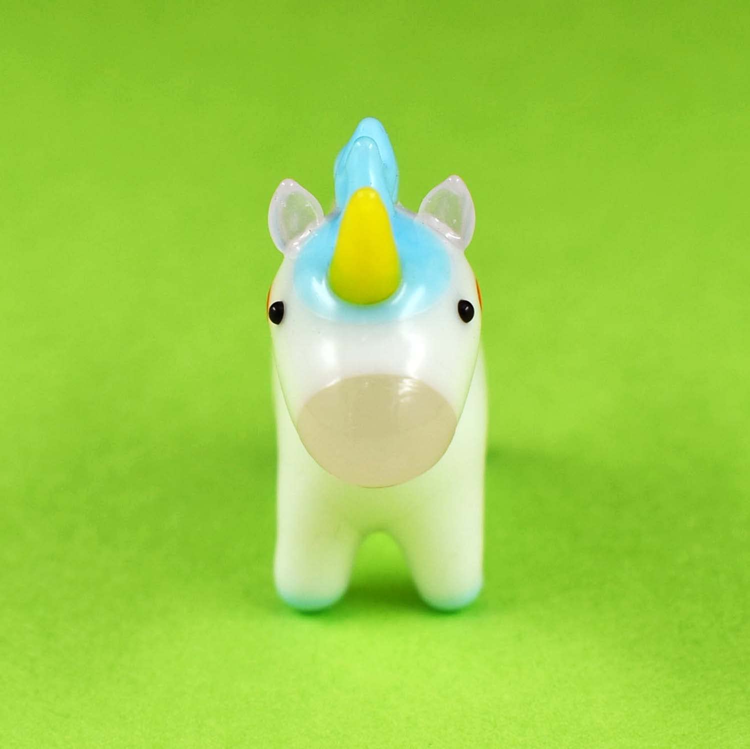 Amazon.co.jp: フォーカート かわいい手作り ｶﾞﾗｽ細工 ユニコーン