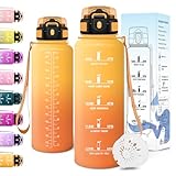 Diseño Excelente: Labotellas de agua es práctica para beber sin volcarla. Su diseño de apertura con un solo botón te permite abrir la tapa con una mano para beber fácilmente. La resistente correa de transporte te permite llevarla a todas partes. El diseño de boca ancha, así como el cepillo de limpieza incluido, facilitan la limpieza.
