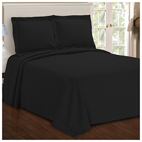 Image of BNM Oversized Paisley Matelasse Cotton Bedspread, Jacquard Weave, Soft and Breathable, All-Season, Cozy and Lightweight, Perfect for Master or Guest Bedroom, Matching Pillow Shams, Black, Queen