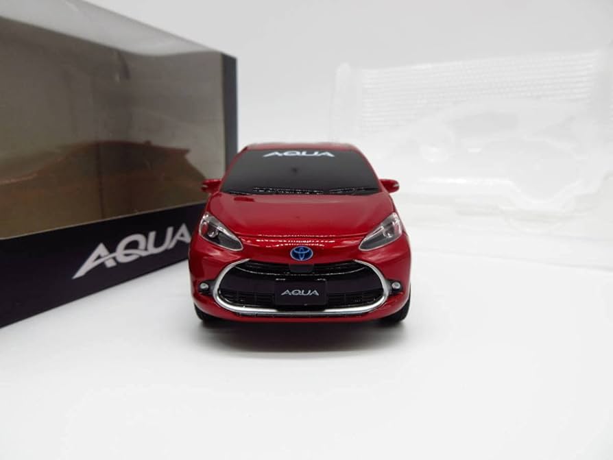 Amazon | トヨタ 新型アクア AQUA 型 非売品 プルバックカー