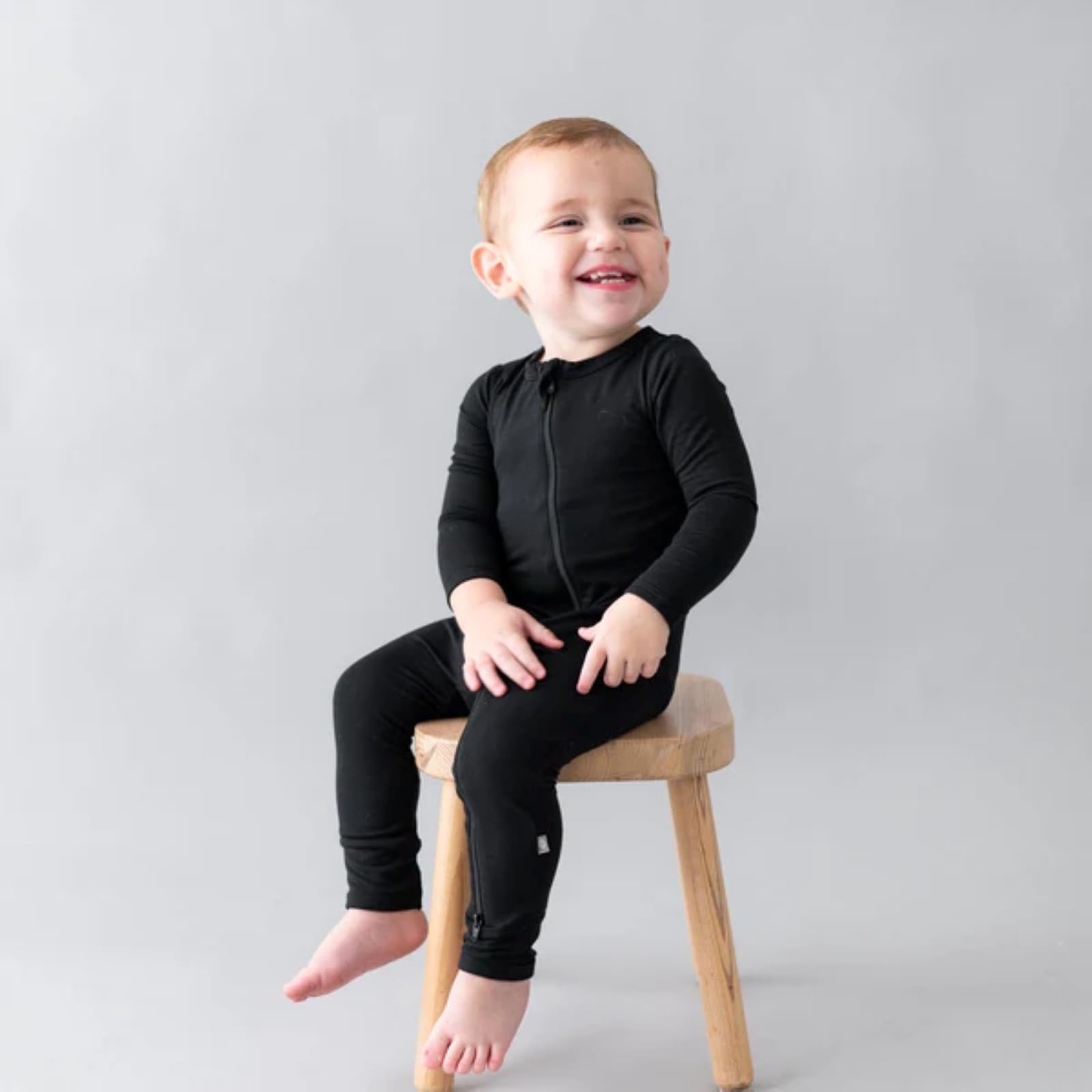KYTE BABY Soft Bamboo Rayon Rompers, Zipper Closure, 0-24 Months (Newborn, Midnight)