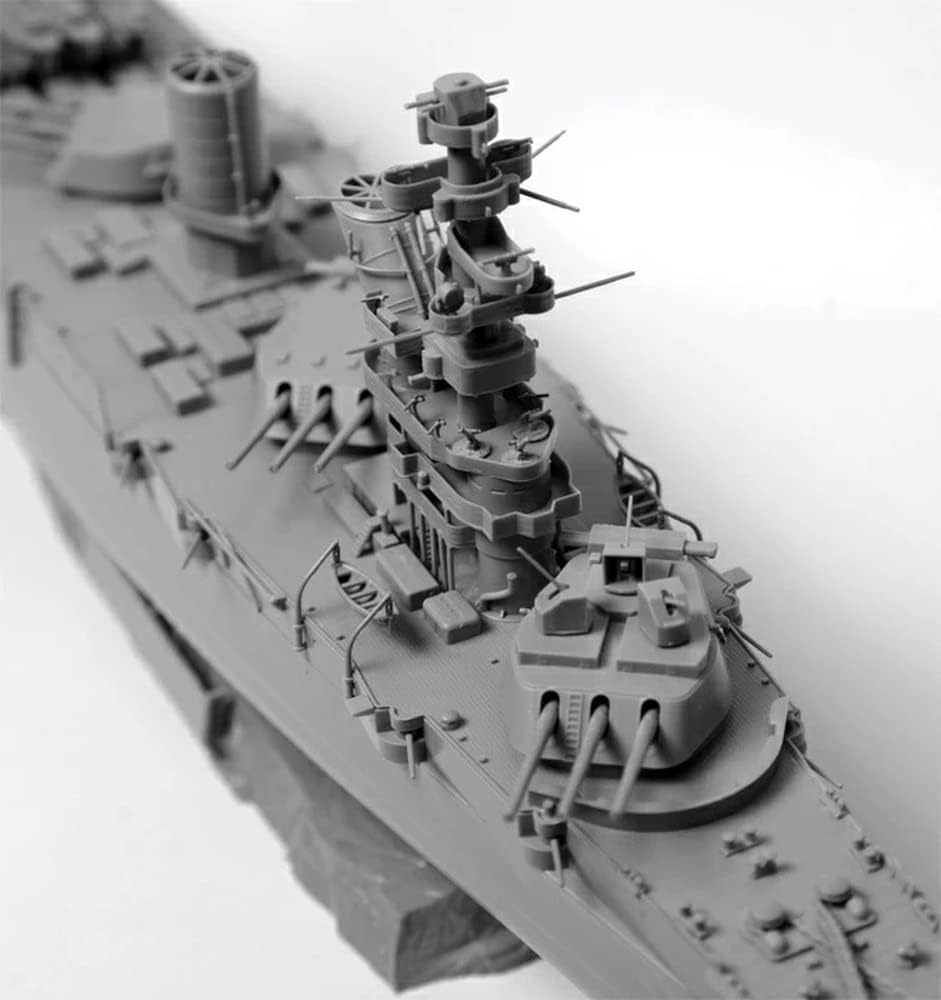 Amazon | ズベズダ 1/350 ソビエト海軍 ガングート級戦艦