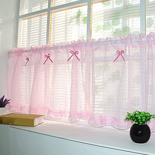Tulle rose délicat pour sublimer la décoration d'une chambre de bébé