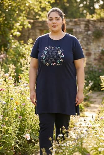 Image of In Love Women's Plus Size Printed Cotton Long-Line T-Shirt with Pocket