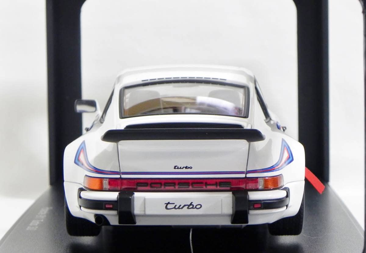 オートアート1/18 ポルシェ 911 930ターボ 3.0 オートアート1/18 ポルシェ 911 930ターボ 3.0 Amazon | オート