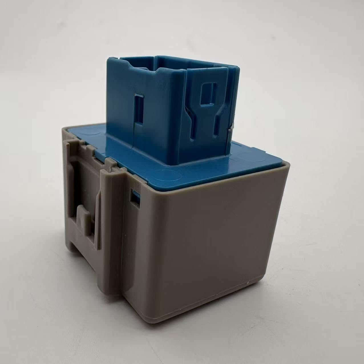 81980-46010 81980-0d040 Turn Signal Flash Relay; for: Scion Yaris Corolla Prius Rav4 Hiace; 8-pin
