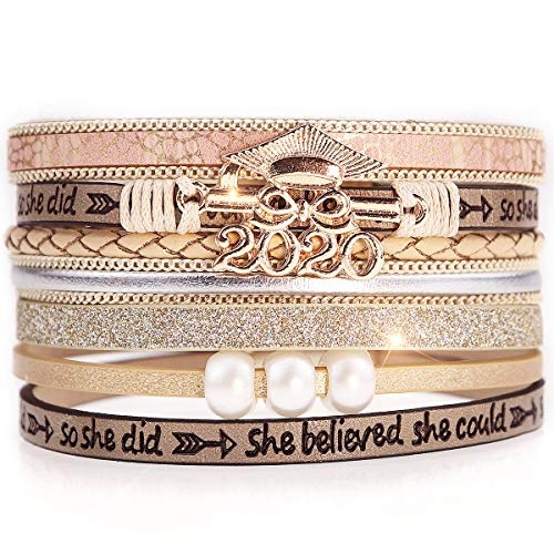 Suyi Regalos de graduación de para Mujeres Pulsera de Envoltura de Cuero para niñas Regalo de cumpleaños de graduación Escolar 2020 de múltiples Capas para su 2020 So She Did