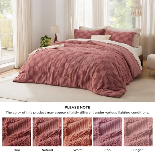 Image of Bedsure King Size Comforter Set Grayish Pink, Boho Tufted Bed Set, Checkered Farmhouse-Style Distressed Vintage Bedding, 3 Pieces, 1 Plaid Geometric Comforter and 2 Pillow Shams